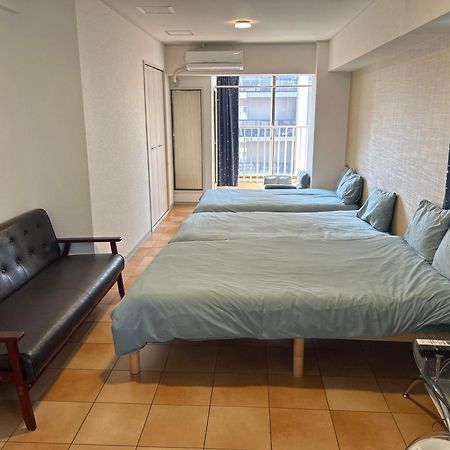 Large Room By Kuromon Market Osaka Zewnętrze zdjęcie