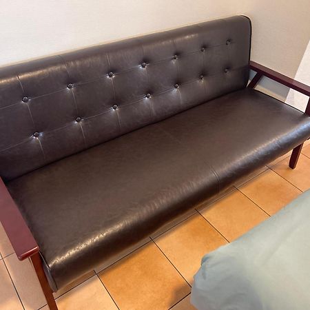 Large Room By Kuromon Market Osaka Zewnętrze zdjęcie