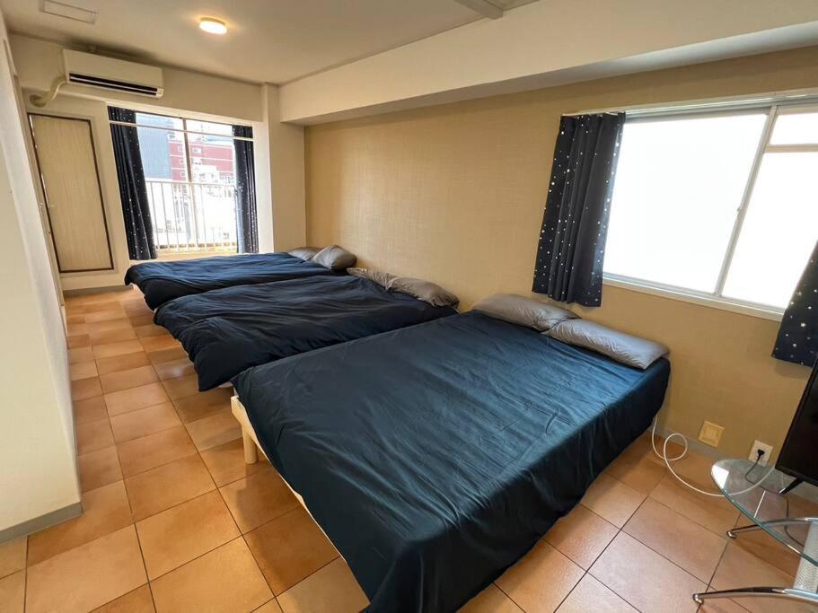 Large Room By Kuromon Market Osaka Zewnętrze zdjęcie